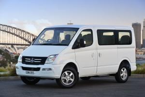 LDV V80 11 Seat Bus 2013 года